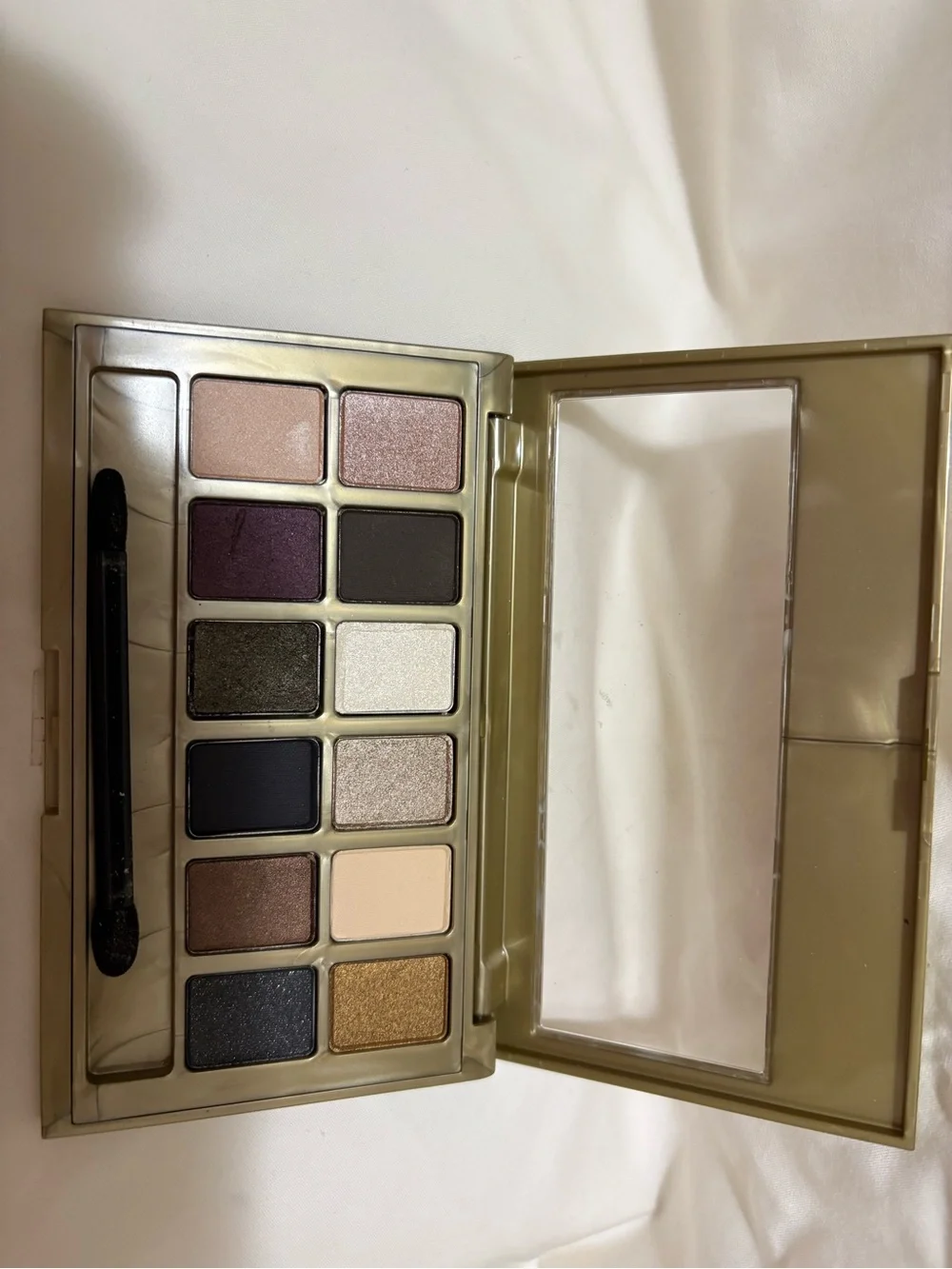 Maybelline 24K Nudes Eyeshadow Palette